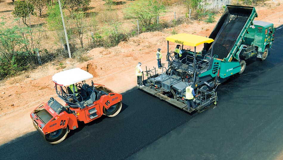 Asphalt pavers and compactors are undergoing a new round of innovations