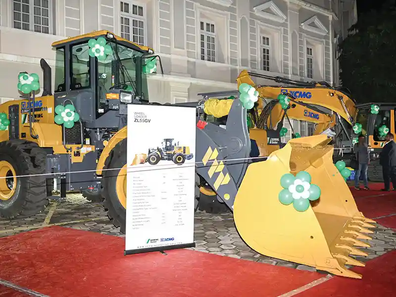 Schwing Stetter India launches new XCMG Hydraulic Excavators & Wheel Loaders in Coimbatore; opens new service centre & spares outlet in Kochi