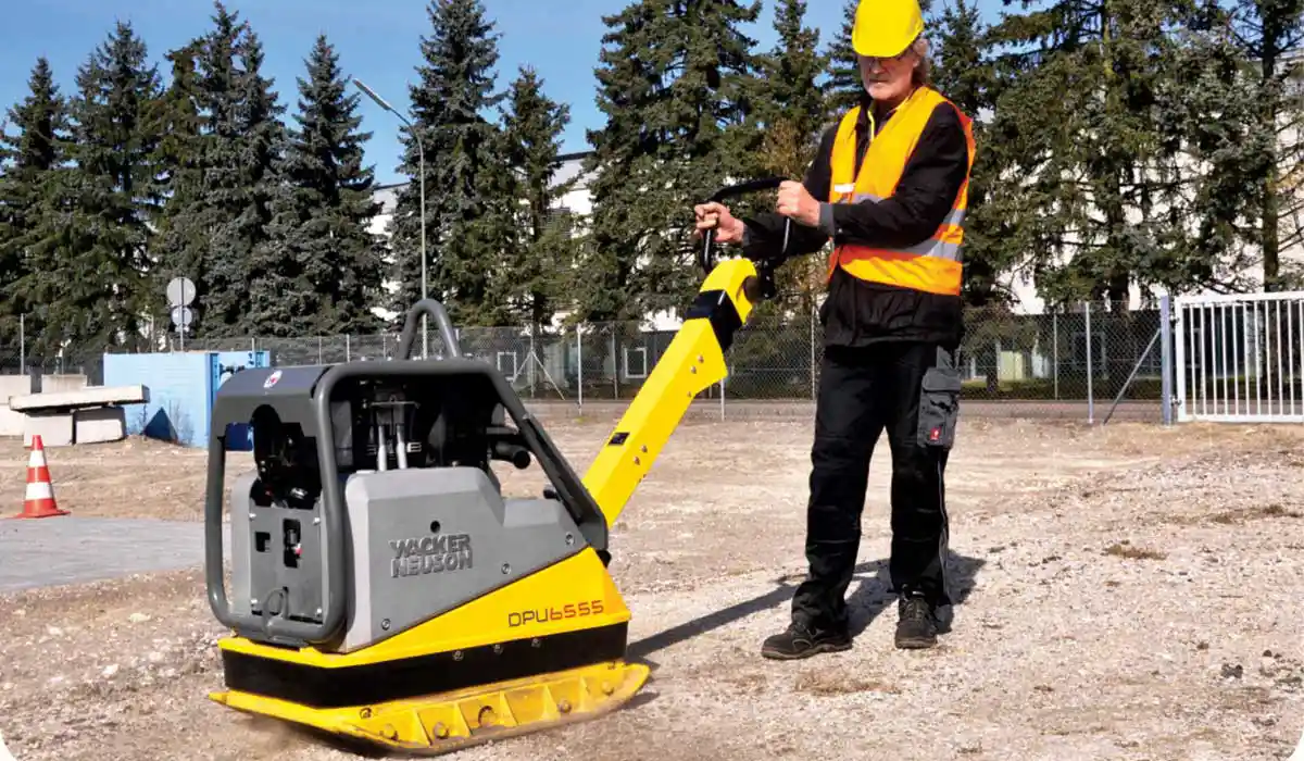 Wacker Neuson to demonstrate an 8 Ton Force Heavy Duty Remote Controlled Reversible Plate Compactor