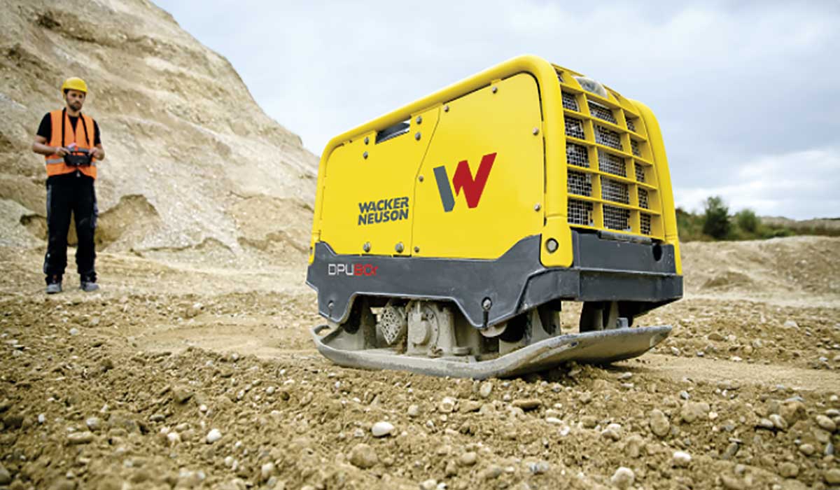 Wacker Neuson to demonstrate an 8 Ton Force Heavy Duty Remote Controlled Reversible Plate Compactor