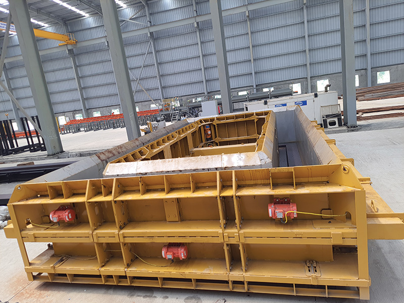 When Size Matters - Apollo HawkeyePedershaab in India develops large size Precast Box Culvert (7mx3m) Casting Solution