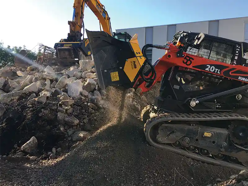 MB Crusher brings out new Padding Bucket for Loaders & Skid Steers