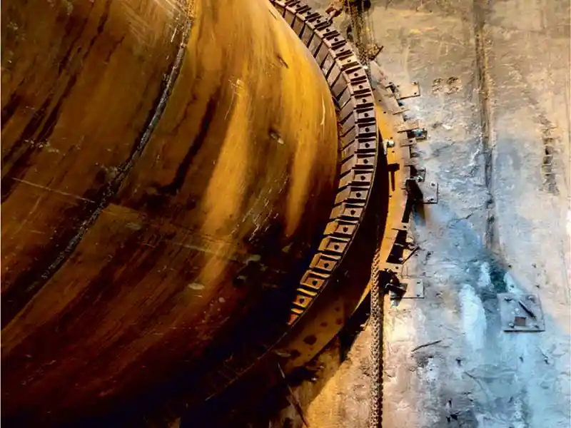 Construction of J.P (West) to Krishna Park Tunnel using Earth Pressure Balance TBM