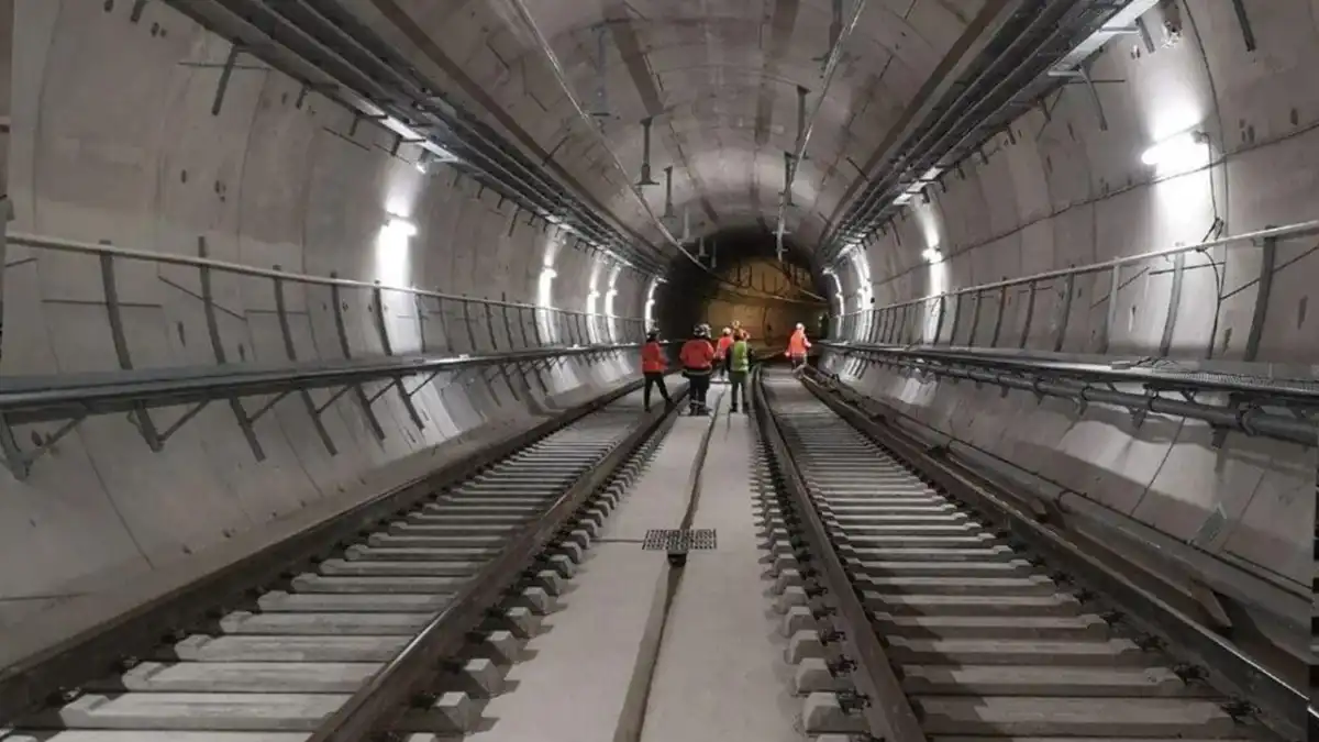 Infra-railway-tunnel