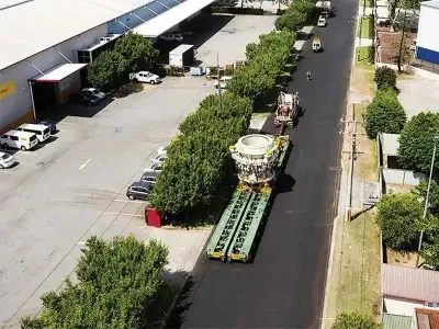 Spectacular heavy transport over 1,400 km in Australia: SCHEUERLE WideCombi ensures high transport efficiency for Doolan's Heavy Haulage