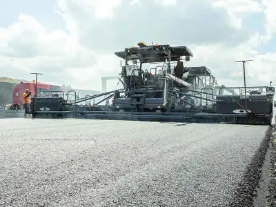 VÖGELE's new SB 300 Fixed-Width Screed ensures top quality paving