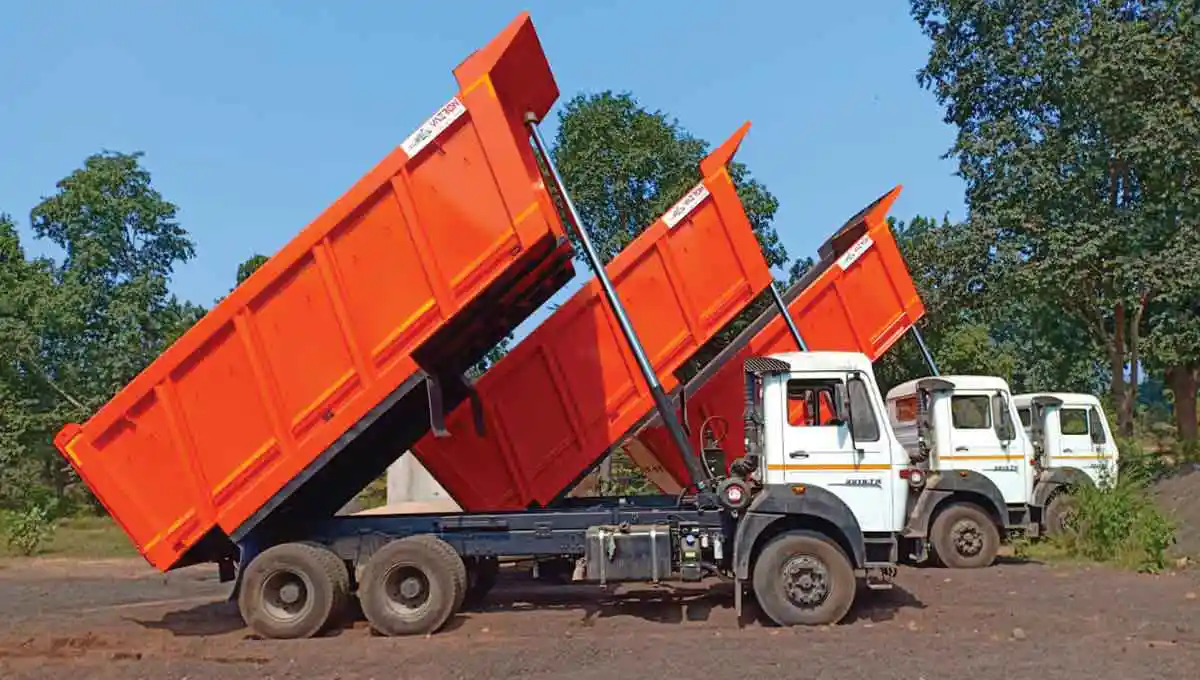 Vazron manufactures rock bodies and box bodies for tipper trucks