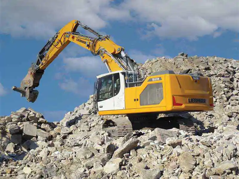 New Liebherr R 928 G8 crawler excavator - The new addition to the Generation 8 family