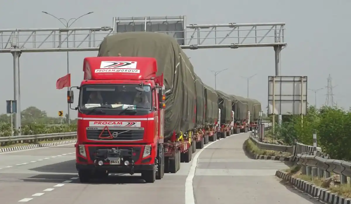 Transporting heavy cargo via trailers in India 