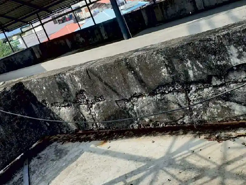 Figure 1 : Damaged Concrete Surface
