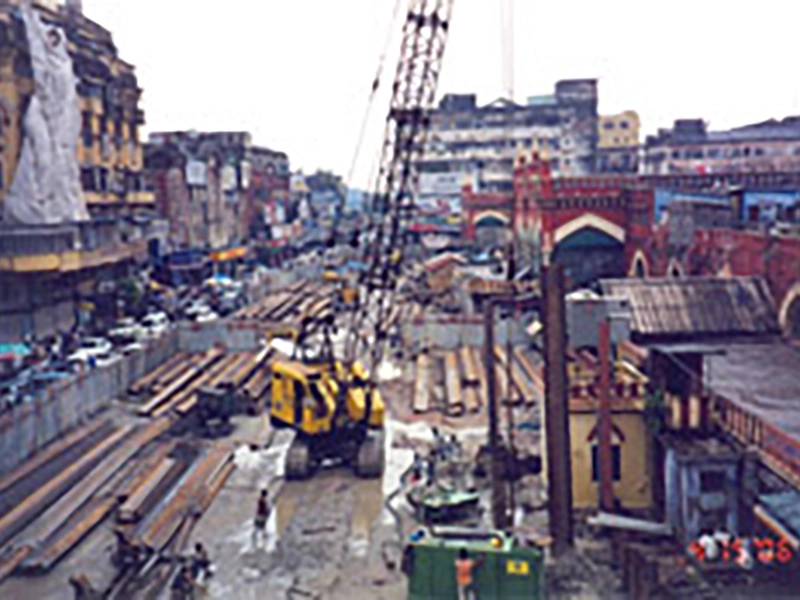 Kolkata Underground Car Park: two level underground structure (shopping mall and a carpark)