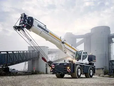 Mobile Cranes Catering to Major Projects