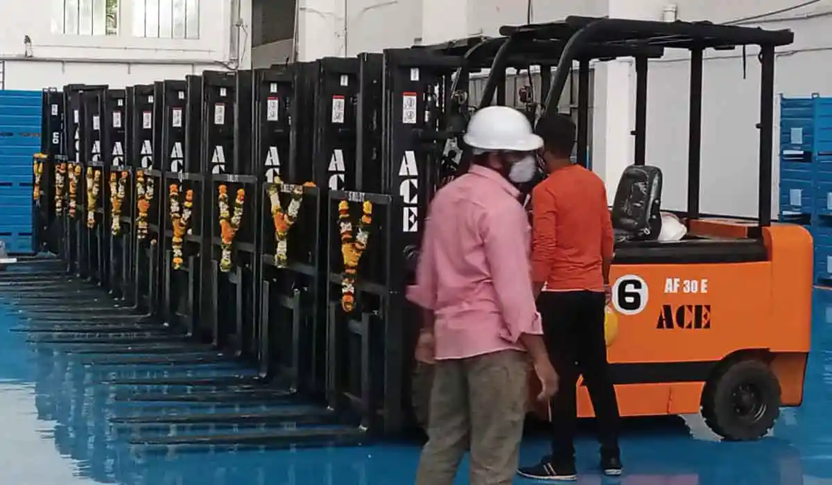 Doosan Electric Forklifts