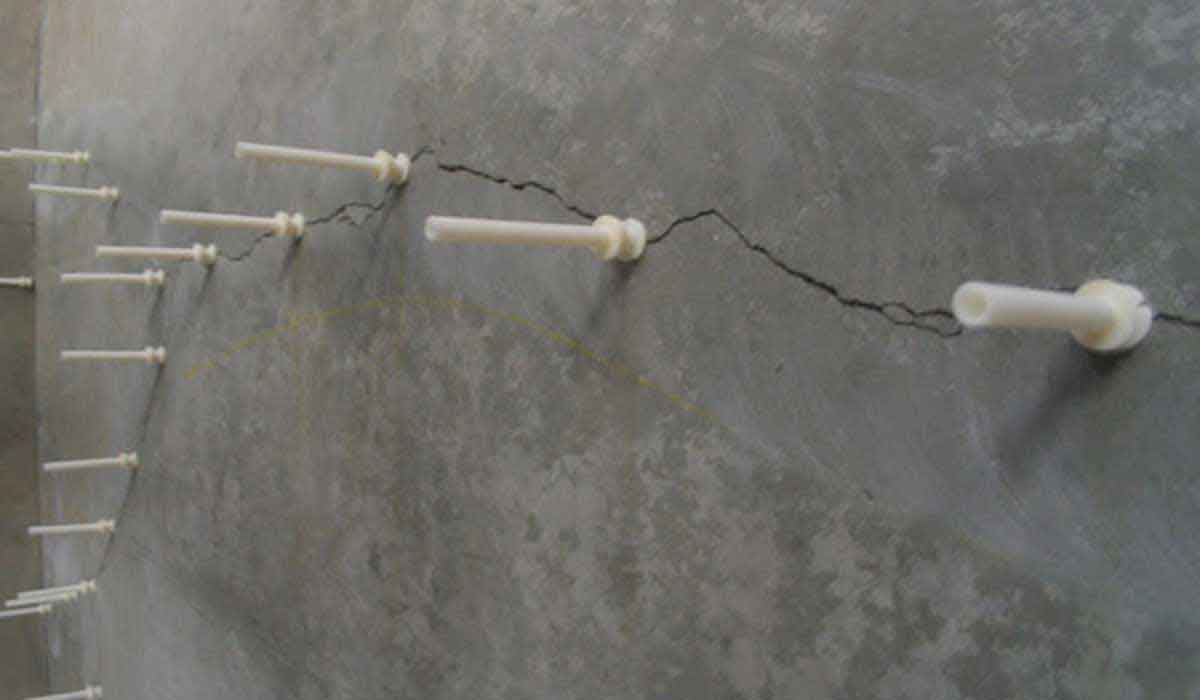 WATERPROOFING Importance of Filling Cracks