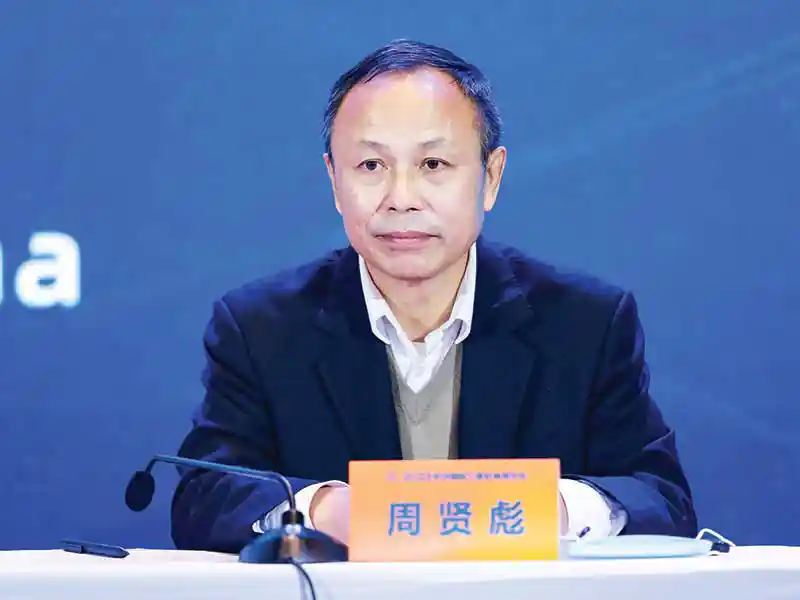 Zhou Xianbiao, secretary-general of the China Construction Machinery Society