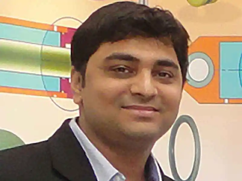 Saurabh Toshniwal, Director(Technical) - Royal Composites