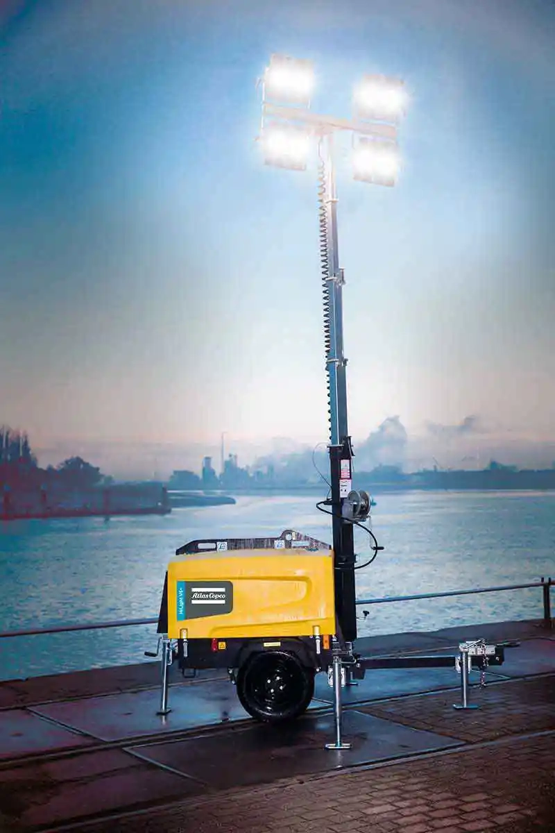 HiLight V5 led in harbour