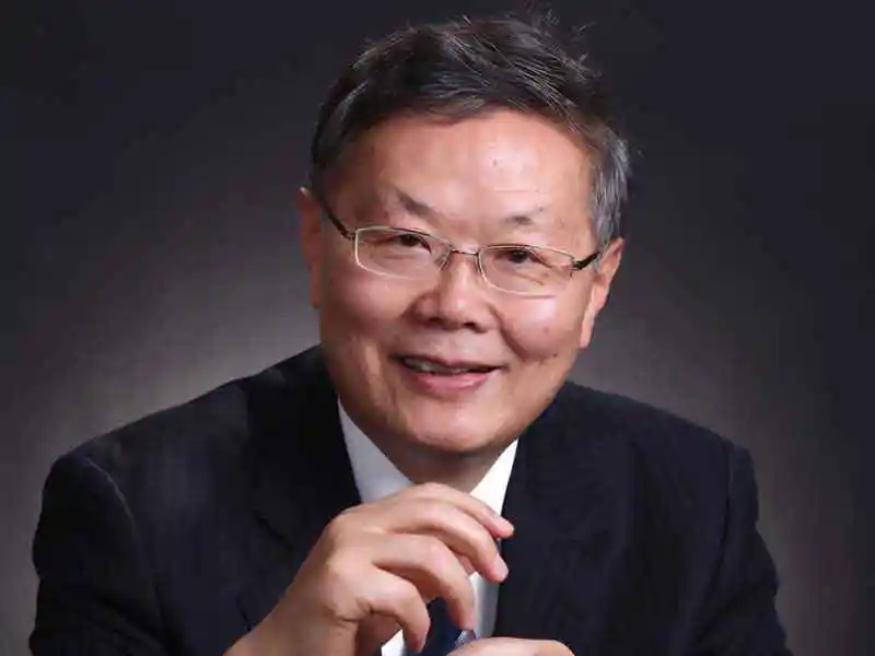 He Qing Hua, Chairman, Sunward Intelligent Equipment Group