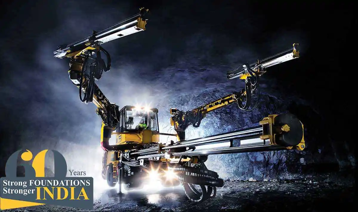 Boomer-XE3 in underground mine