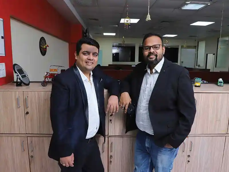 Vishal Totla,  Co-Founder & COO, and Nayan Ratandhayara, Co-Founder & CEO, Shipyaari