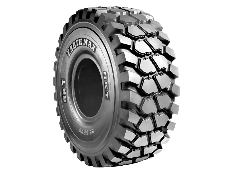 construction equipment manufacturers with tyres