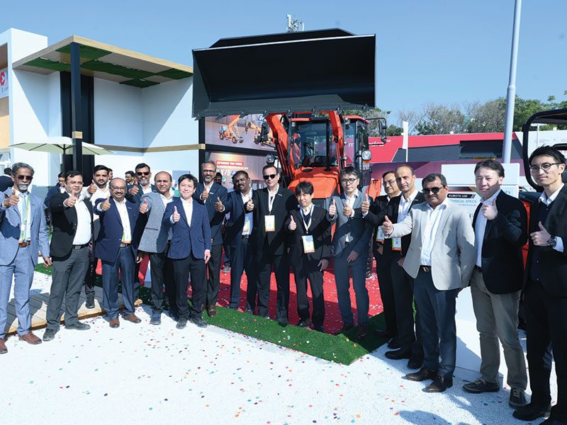 Escorts Kubota: BLX Series of Backhoe Loaders with 75 hp Escorts Engine