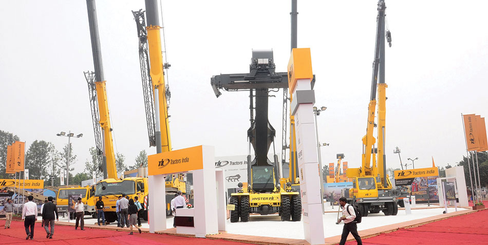 TIL launches new cranes & reach stacker at Excon 2017