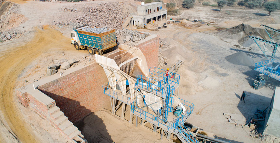 thyssenkrupp delivers high performance aggregate crushing and screening plant