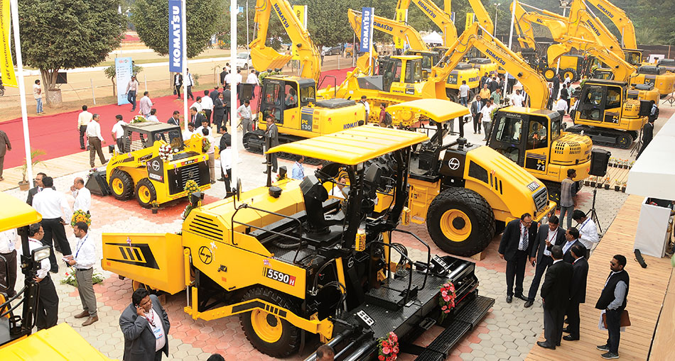 L&T unveils 3 new machines for Road Construction at Excon 2017