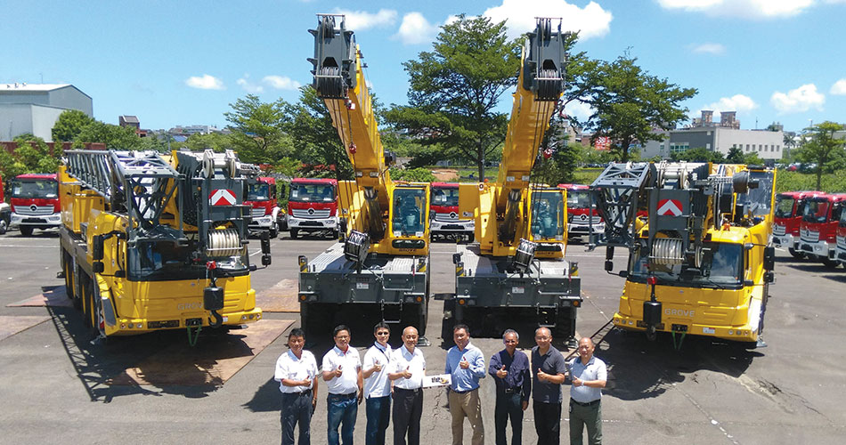Champion Auto delivers 4 new Grove cranes to Taiwanese port