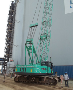 Heavy Lift Cranes LNG Terminal