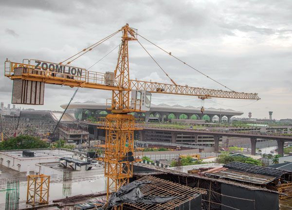 Zoomlion Tower Crane Raheja International Airport