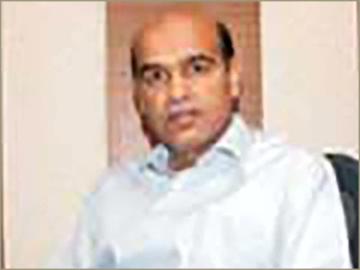 Mr. Hemant Pincha Mr. Hemant Pincha, CEO, Quippo Energy