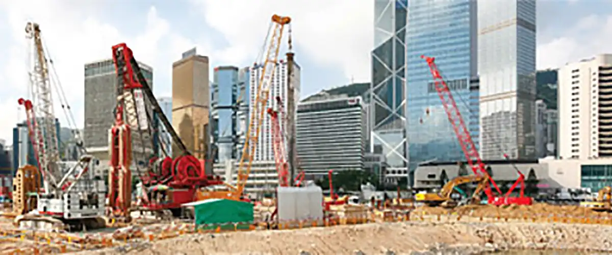 Liebherr Crawler Cranes at Hong Kong's Project