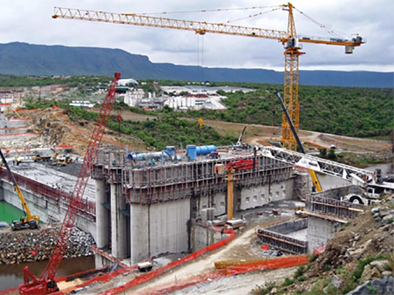 Manitowoc Cranes at Work in South Africa