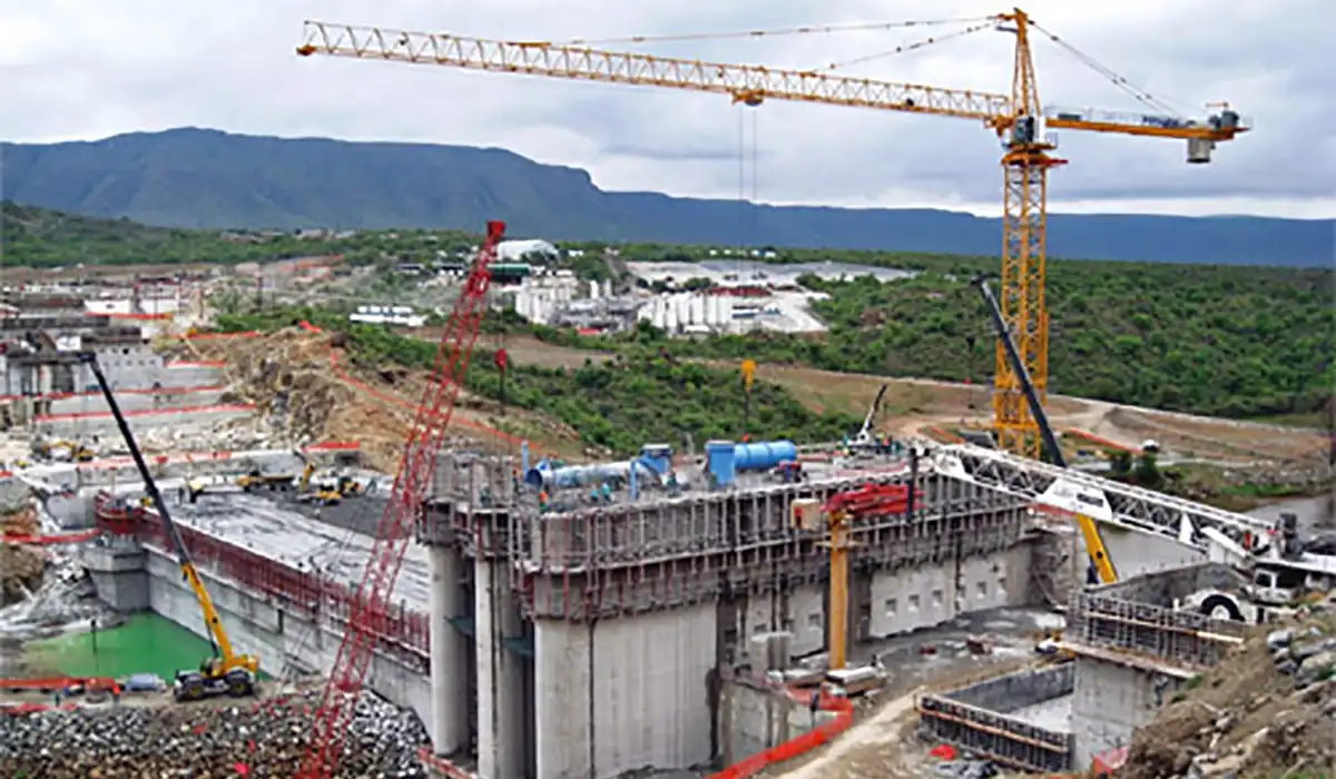 Manitowoc Cranes at Work in South Africa