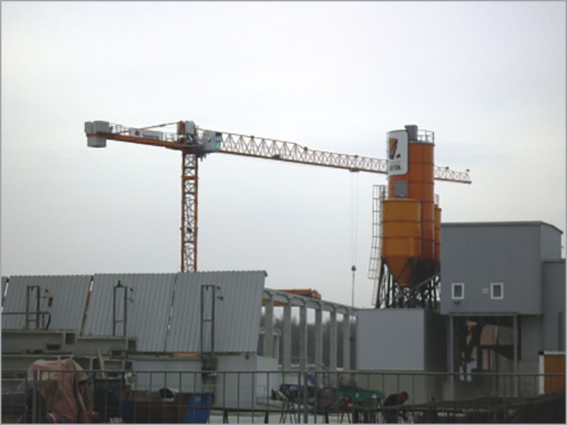 Linden Comansa Tower Cranes for the Highest Building in Vietnam