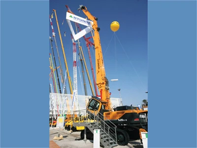Hyundai The new wheeled loaders' features include load-sensing hydraulics