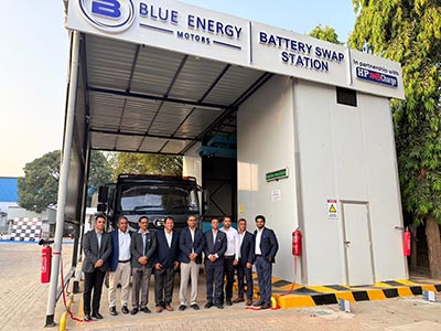 First Heavy-Duty Electric Truck Battery-Swapping Station