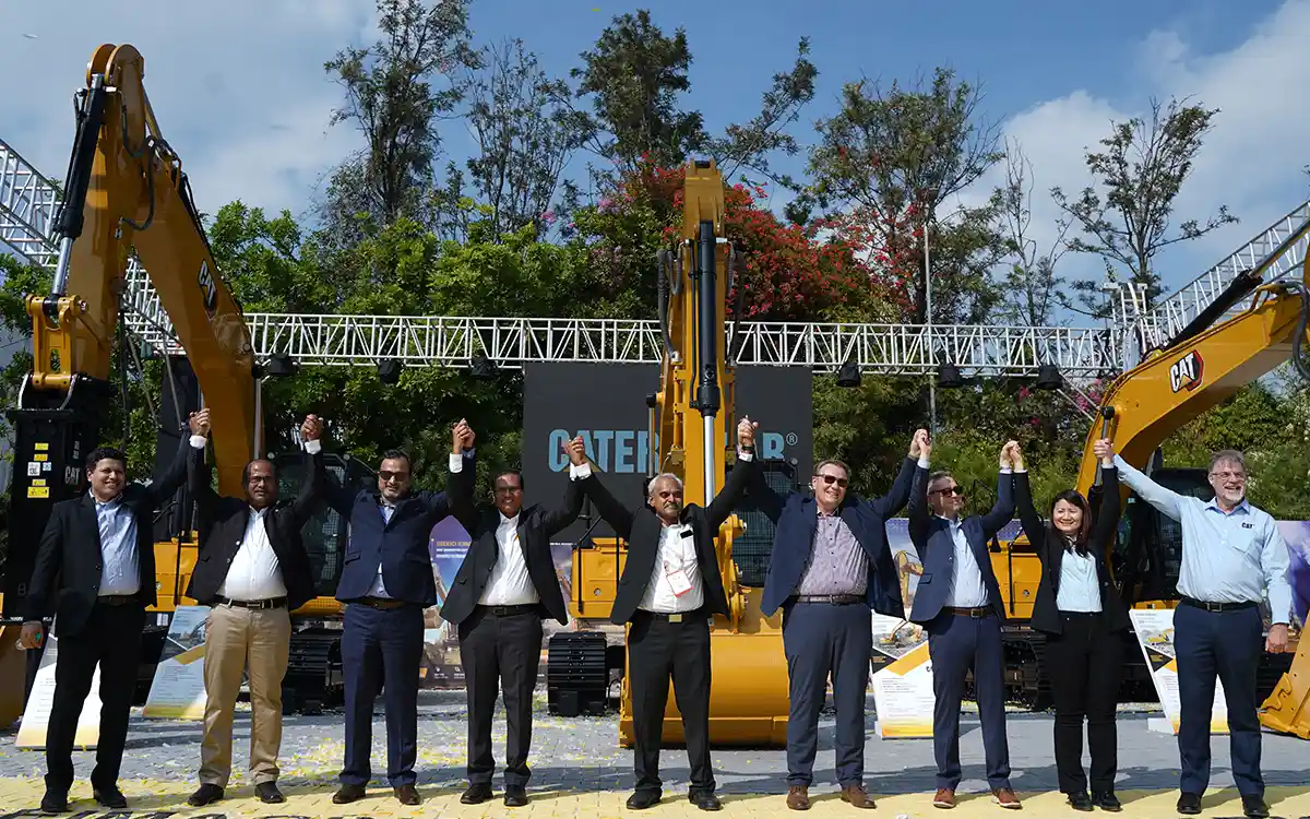 CATERPILLAR-at-Excon