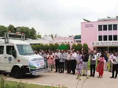 CSIR-CRRI-Indigenous-Network-Survey-Vehicle
