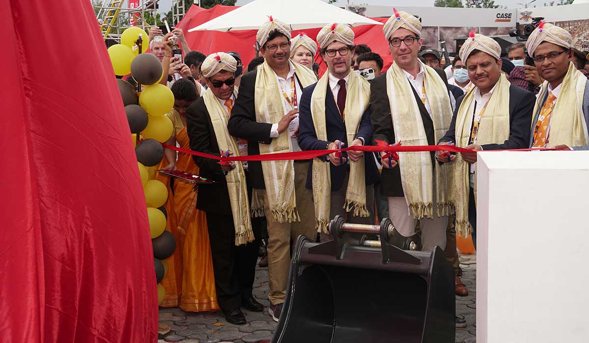 CASE India celebrates its 180th Anniversary and launches new Earthmoving & Road Construction equipment at Excon
