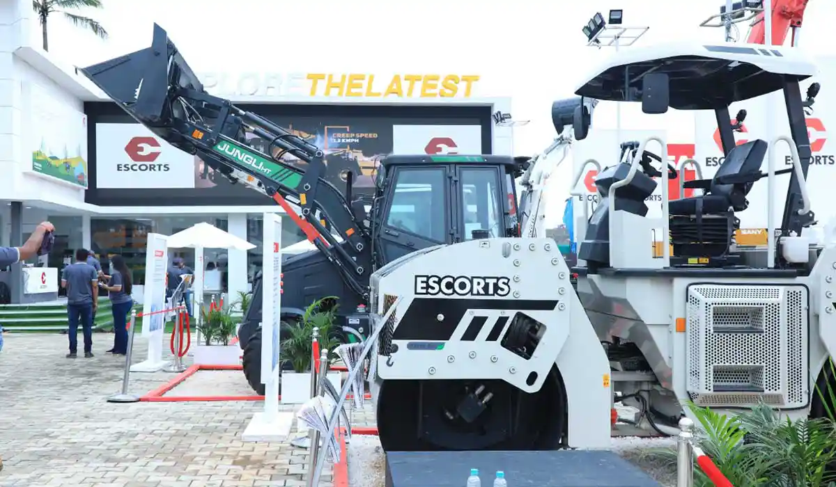 ECE unveils India’s first Hybrid Pick-n-Carry Crane and Mono Chassis Safe Crane at Excon