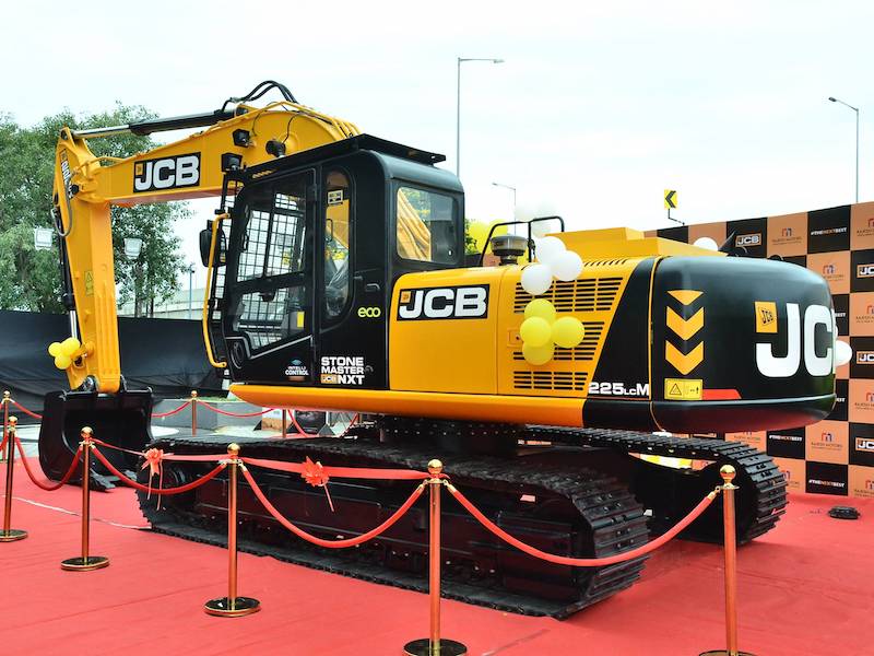 JCB India launches three new Excavators