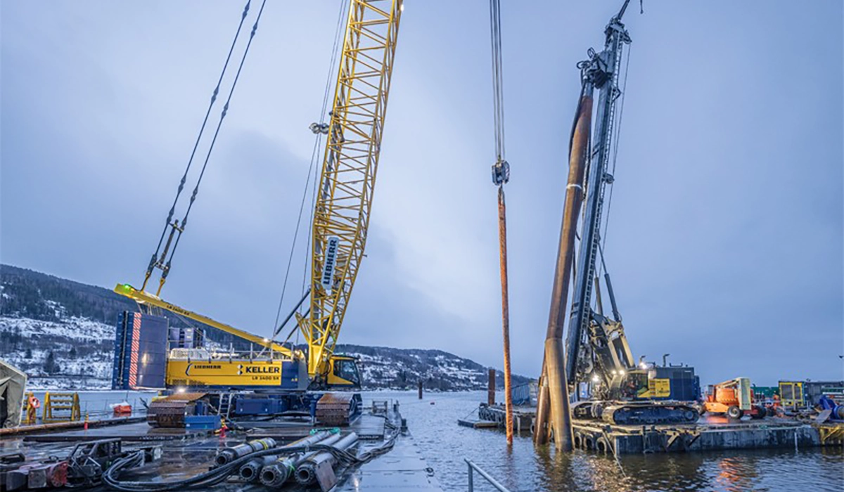 Single-Crane Lifting Solution Liebherr-Werk Nenzing GmbH