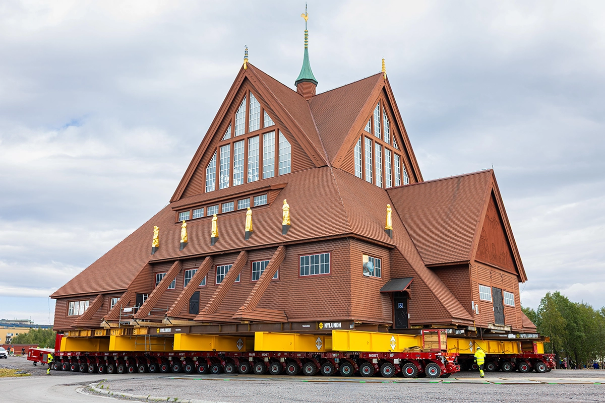 Relocates Historic Kiruna Church