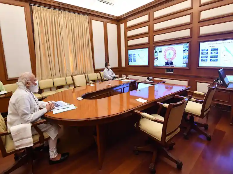 PM reviews 8 infra projects of ₹1,26,000cr & one scheme