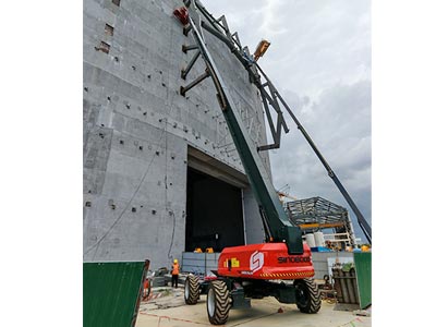 Sinoboom has launched two electric telescopic boom lifts