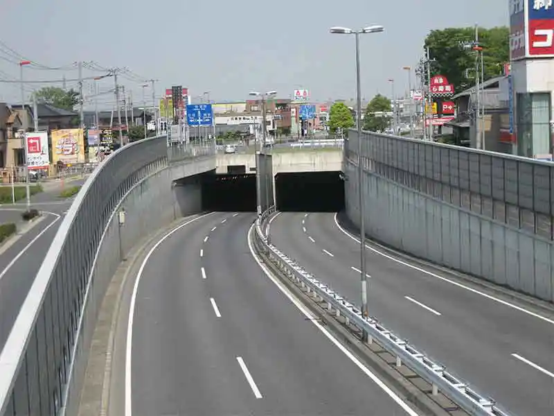 Underpass and flyovers in delhi