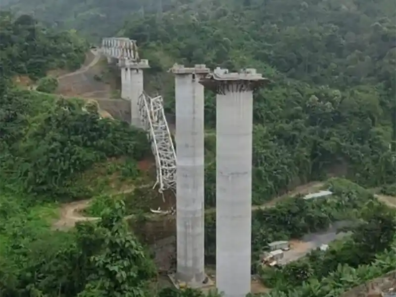 Under-Construction Railway Bridge collapses
